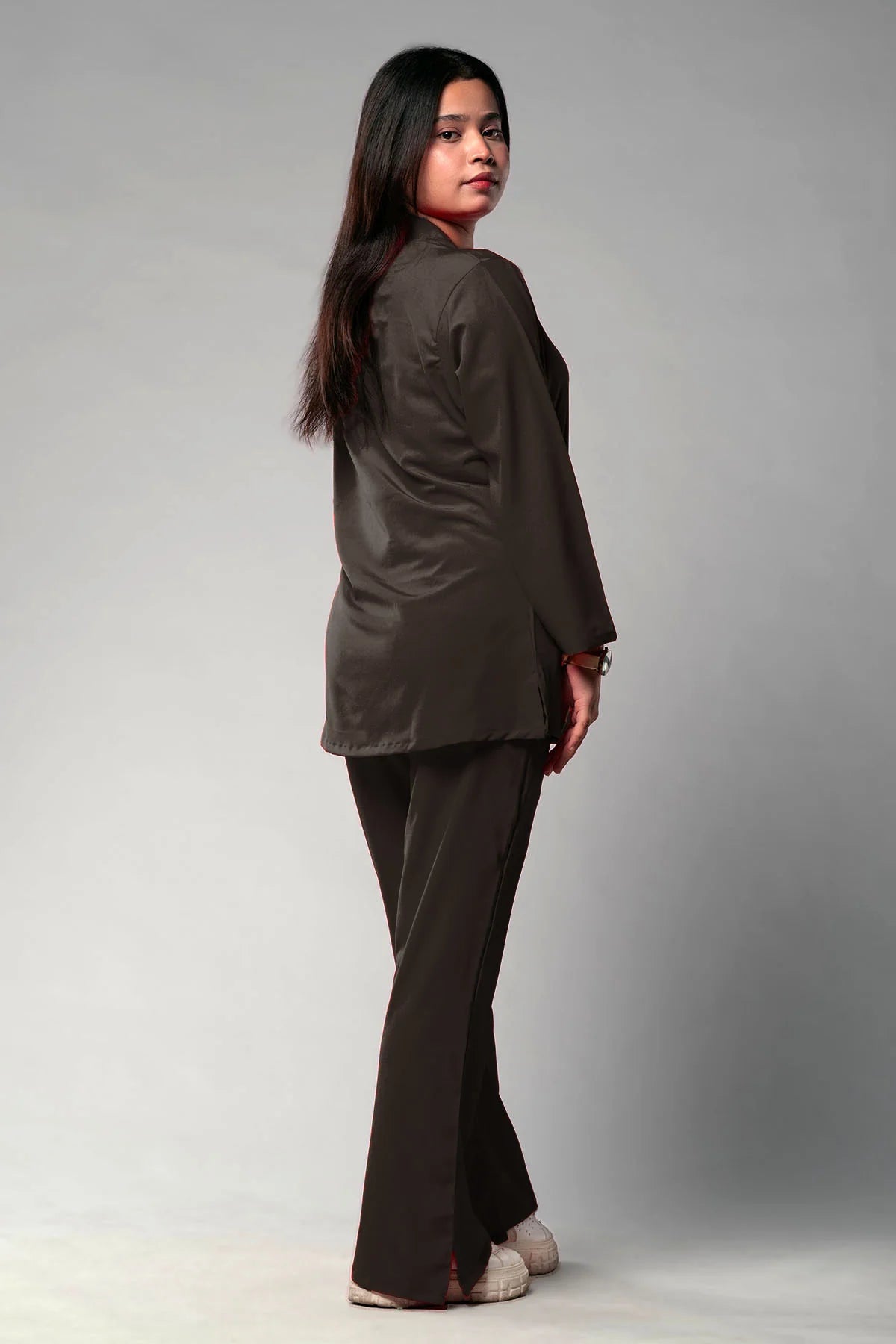 Aero Scrub Set: Olive Green with Minimal Edge Top